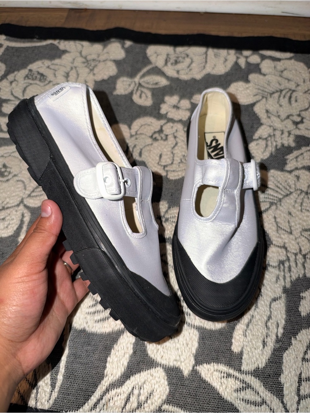 Vans True White Mary Jane Sneakers Shoes Women's Size 6